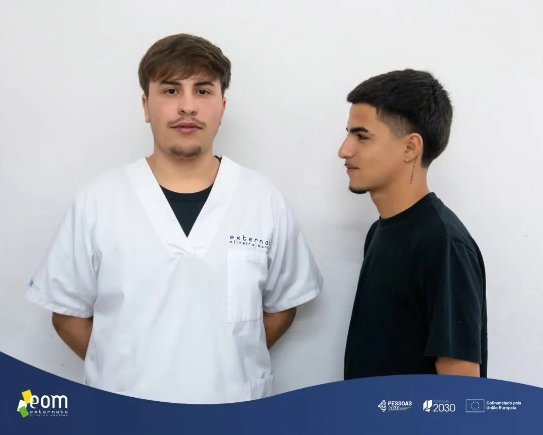 Galeria: Provas de Aptidão Profissional de Cabeleireiro/a — imagem 15